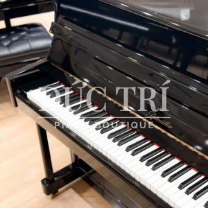 Phím đàn trên đàn Ritmuller UP110R2