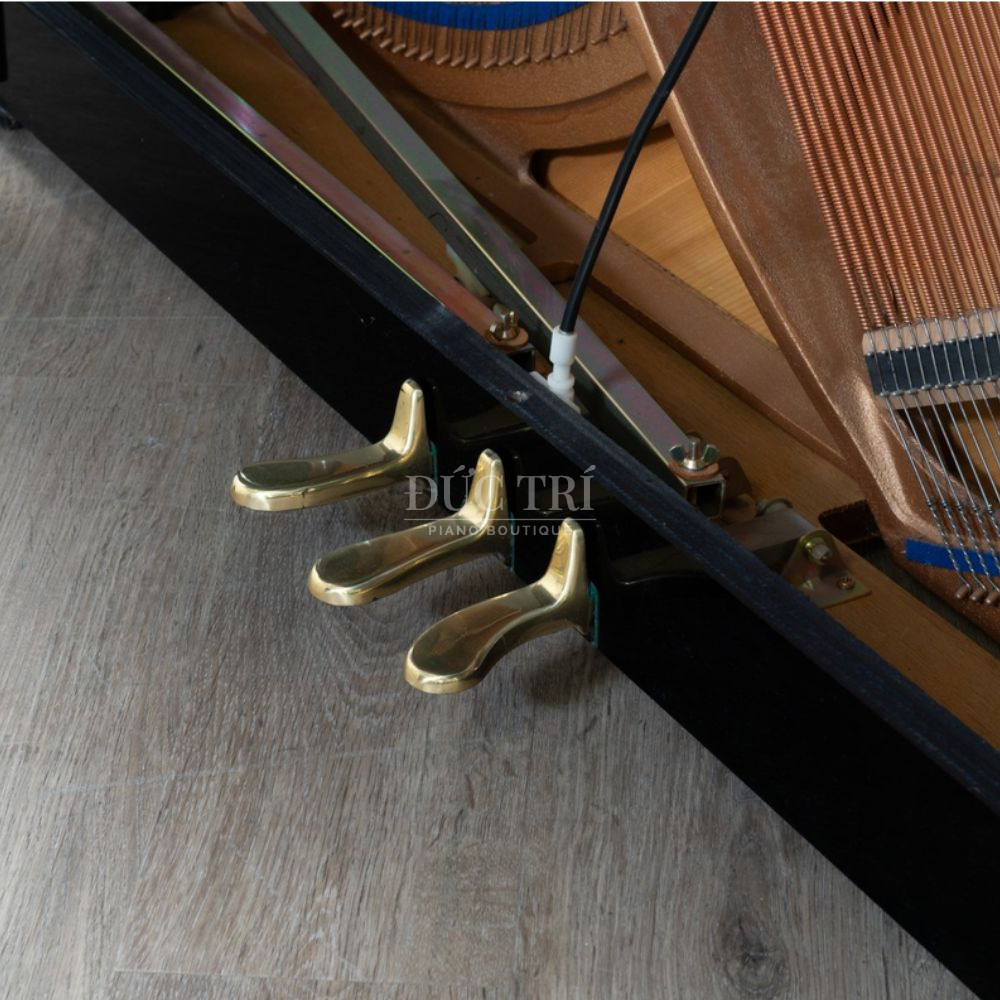 He thong 3 Pedal tren dan Kawai CE10 kawai ce10 Hệ thống 3 Pedal trên đàn Kawai CE10