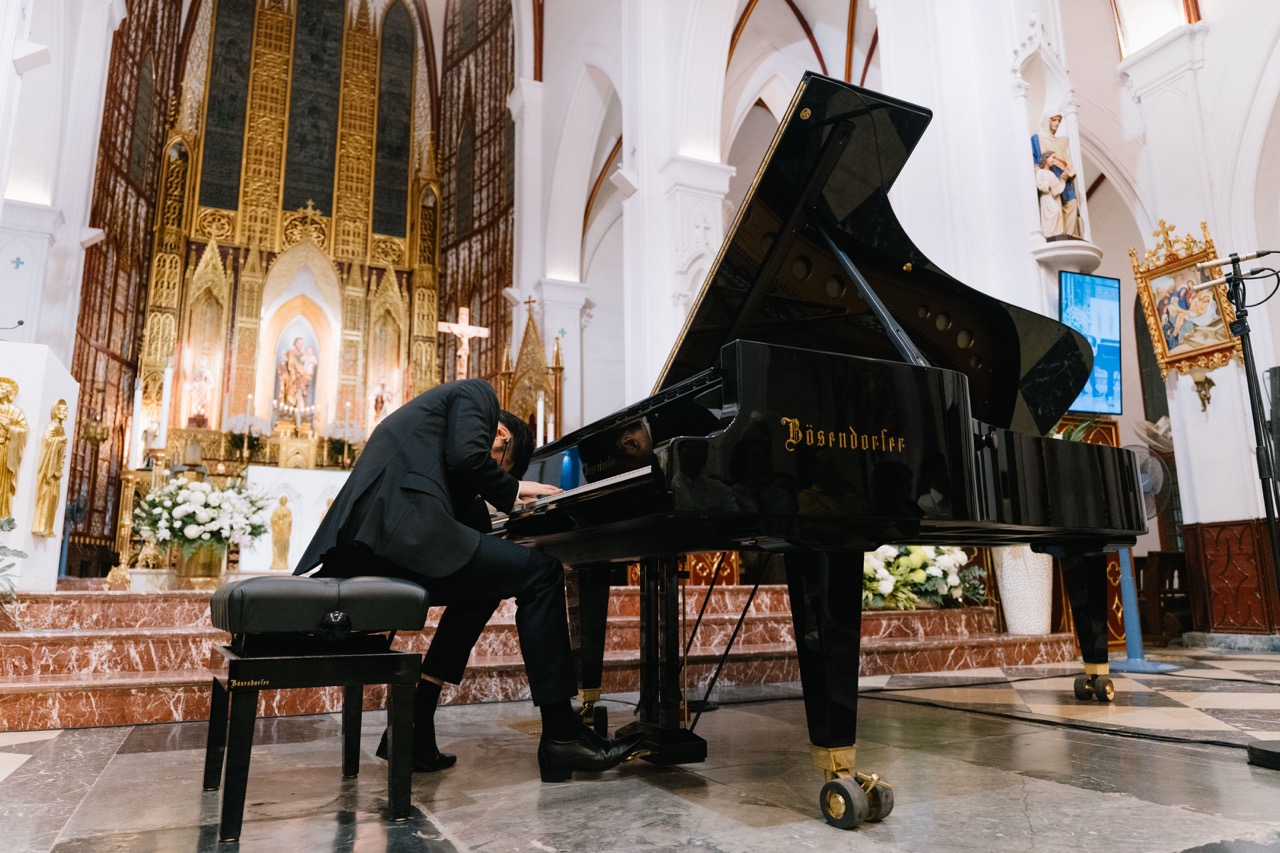 Bosendorfer 280VC 23102026 lon Lưu Hồng Quang Đàn Bösendorfer 280VC trong đêm nhạc Hành trình hướng thượng