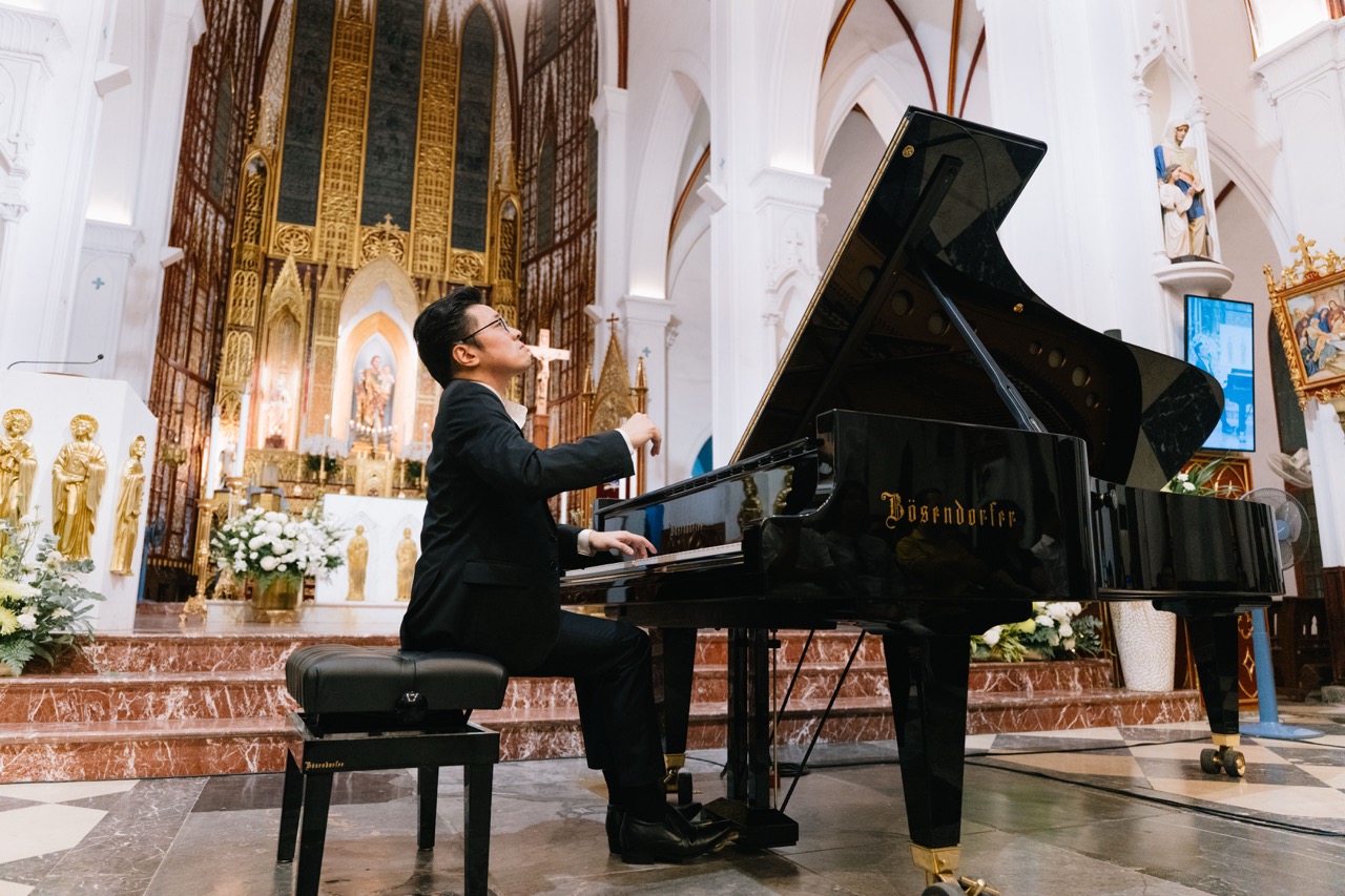 Dem nhac thang hoa cung cac tac pham cua Liszt Lưu Hồng Quang Đêm nhạc thăng hoa cùng các tác phẩm của Liszt