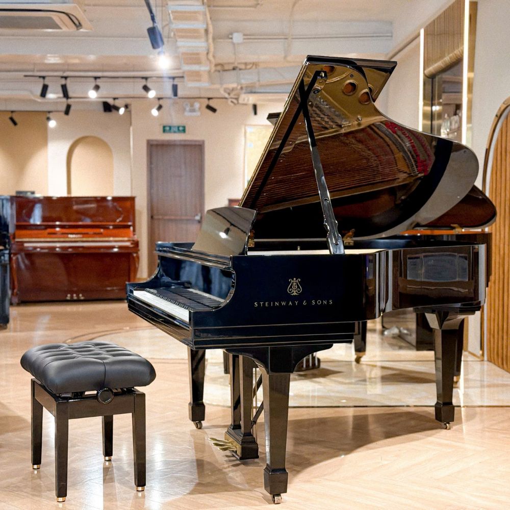 Góc nghiêng của đàn Steinway & Sons M170