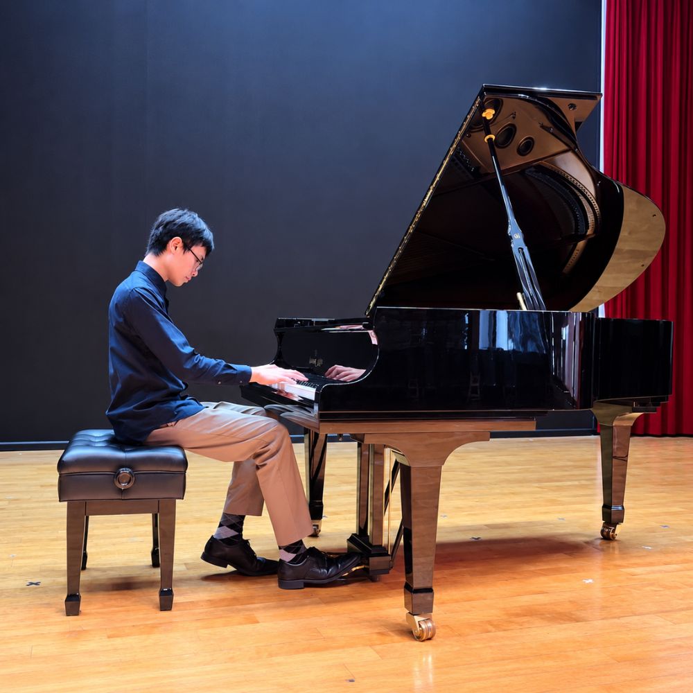 Quy tac dat ban chan va kiem soat he thong ban dap khi tu the ngoi danh dan chuan tư thế ngồi đánh đàn piano Quy tắc đặt bàn chân và kiểm soát hệ thống bàn đạp khi tư thế ngồi đánh đàn piano chuẩn